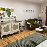 De Charme Avec Jardin Paisible A - Fr-1-489-583 بيت للعطل Souvigny