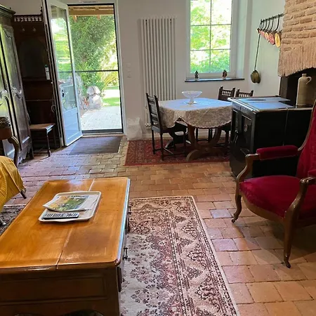 De Charme Avec Jardin Paisible A - Fr-1-489-583 * Souvigny