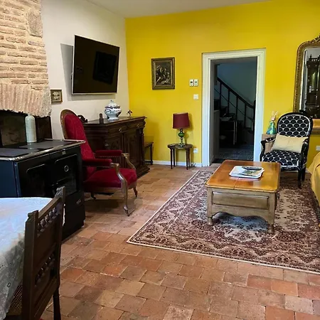 Casa de Campo De Charme Avec Jardin Paisible à - Fr-1-489-583 *