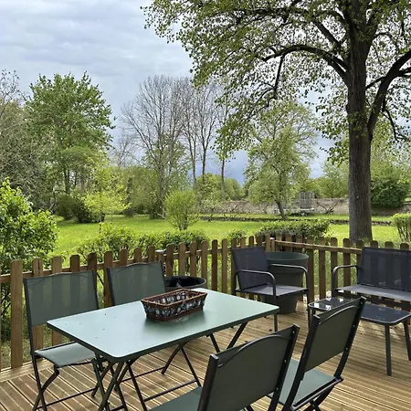 De Charme Avec Jardin Paisible A - Fr-1-489-583 * Souvigny