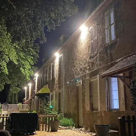 De Charme Avec Jardin Paisible à - Fr-1-489-583 *