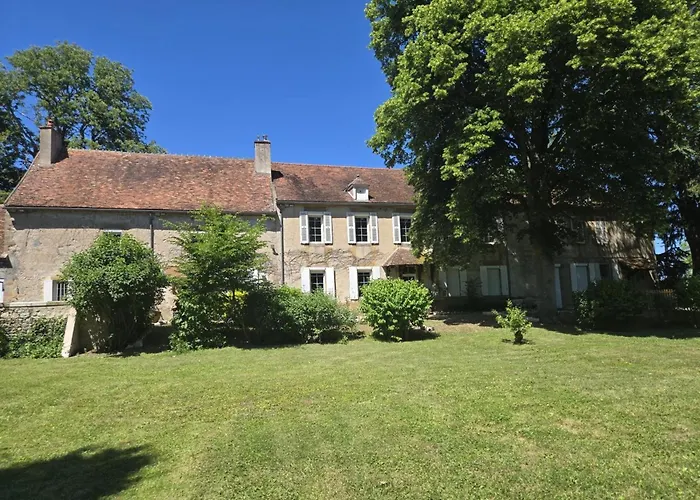Casa de Férias De Charme Avec Jardin Paisible à - Fr-1-489-583 Souvigny